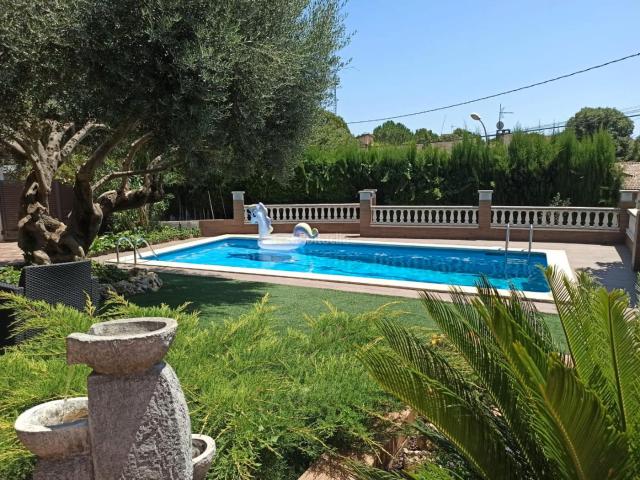 Casa en venta en Lliçà de Vall. UNICA EN LA ZONA. CASA EN PLANTA ESQUINERA, EN LA EXCLUSIVA Y DESEADA URBANIZACION DEL SOT DELS NOSTRIS. Casas Lliçà de.