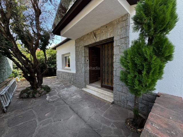 Casa en venta en Llinars del Vallès. Casa con piscina y 7 habitaciones en Llinars del Vallès. Casas Llinars del.