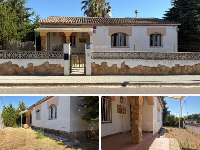 Casa en venta en Llorenç del Penedès. UNIFAMILIAR INDEPENDIENTE CON JARDÍN PRIVADO 600m2. Casas Llorenç del.