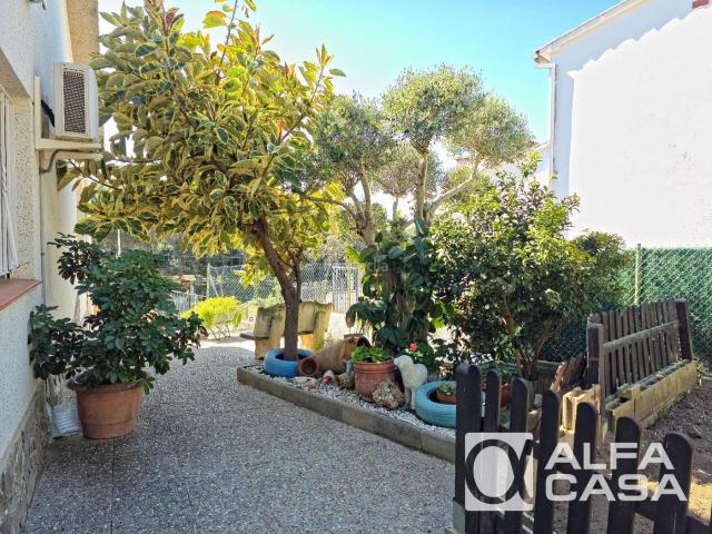 Casa en venta en Lloret de Mar, Condado del Jaruco Puigventós Costa Brava. Casa en venta en Mas Romeu con piscina y vistas despejadas. Casas Lloret de.