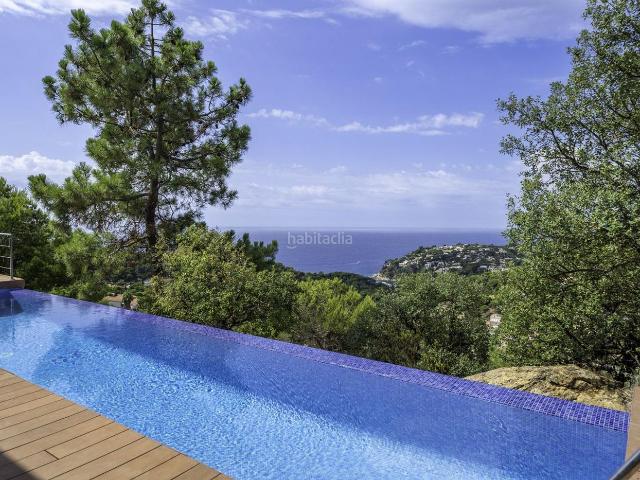Casa en venta en Lloret de Mar, Canyelles Costa Brava. Casa en venta en Cala Canyellas, 4 dormitorios. Casas Lloret de.