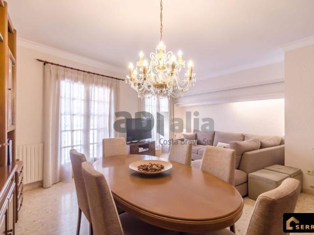 Casa en venta en Lloret de Mar, Centre Costa Brava. Local comercial vivienda una oportunidad única en Lloret de Mar. Casas Lloret de.