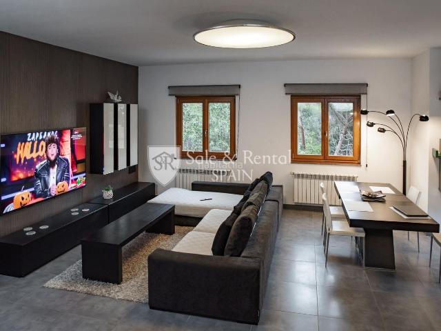 Casa en venta en Lloret de Mar, Montgoda Costa Brava. IMPRESIONANTE CASA DE LUJO CON LICENCIA TURÍSTICA, A PIE DE CALA TRONS EN LLORET DE MAR. Casas Lloret de.