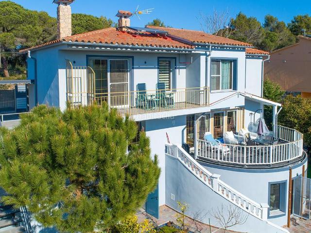 Casa en venta en Lloret de Mar, Mas Romeu Costa Brava. Casa reformada en 2022 en Más Romeu. Casas Lloret de.