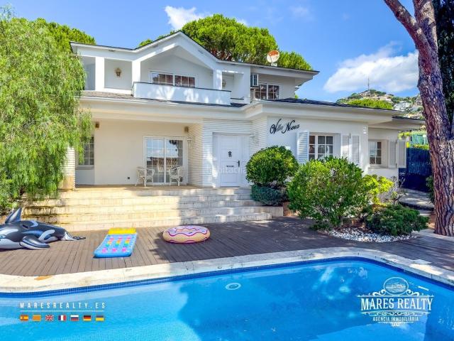 Casa en venta en Lloret de Mar, Roca Grossa Costa Brava. Casa en venta en la Costa Brava. Casas Lloret de.