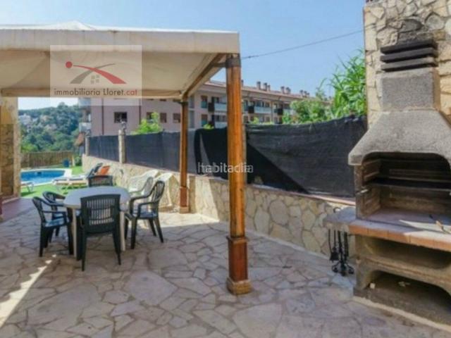Casa en venta en Lloret de Mar, Roca Grossa Costa Brava. Lloret de dalt. Licencia turística y dentro de población. Casas Lloret de.