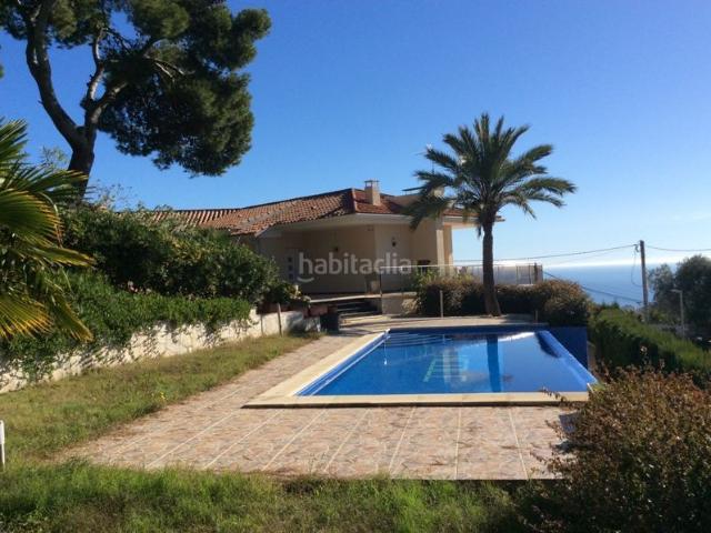 Casa en venta en Lloret de Mar, Roca Grossa Costa Brava. Preciosa casa con fantástica vista al mar en urb. Roca Grossa. Casas Lloret de.