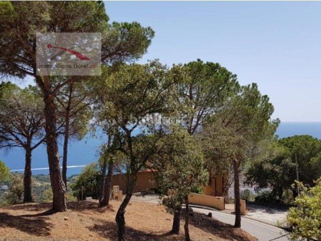 Casa en venta en Lloret de Mar, Roca Grossa Costa Brava. Urb. Rocagrossa VISTAS MAR A Estrenar! Se aplicará un 10 del precio, si reserva hasta empezar la obra!. Casas Lloret de.