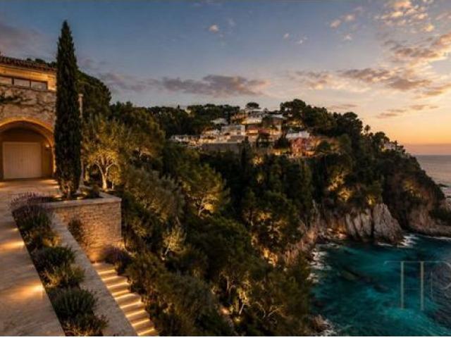 casa en Venta en Lloret De Mar. TRVP T1559