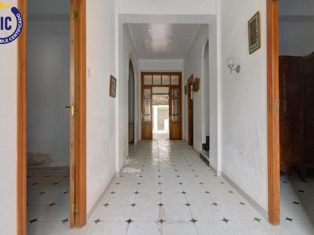 Casa en venta en Llosa la. AMPLIA CASA DE PUEBLO EN LA LLOSA. Casas Llosa.