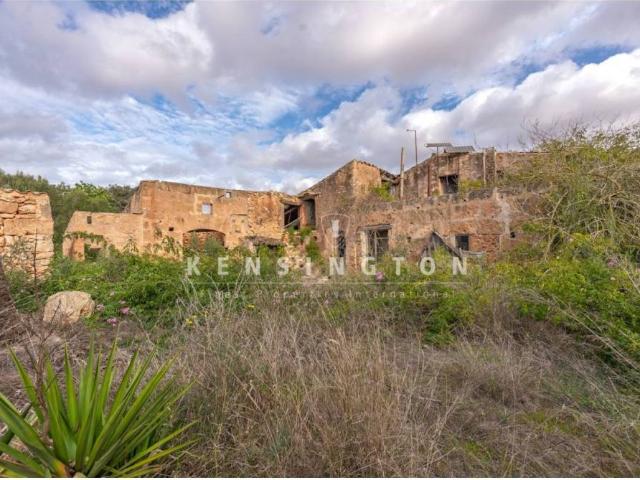 Casa rústica / Caserío en Venta en Llucmajor