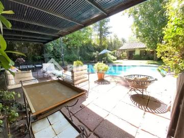 Casa en Venta en Lo Barnechea | 4 Dormitorios por 33000.00 en Lo Barnechea