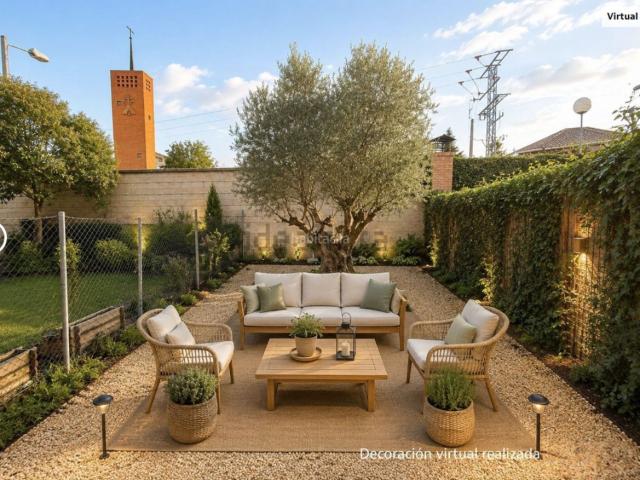 Casa en venta en Logroño, Avenida Madrid. Unifamiliar adosado en Avda de Madrid Logroño. Casas.