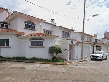 Casa en venta en loma dorada Durango