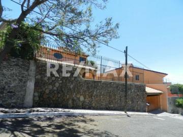 CASA EN VENTA EN LOMA DORADA