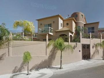 CASA EN VENTA EN LOMAS DE AGUA CALIENTE TIJUANA BAJA CALIFORNIA