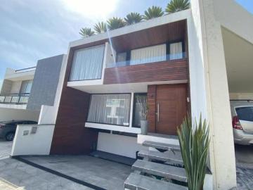 Casa en Venta en Lomas de Angelópolis II