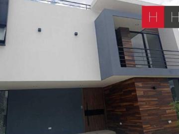 Casa en Venta en Lomas de Angelopolis III