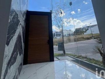 Casa en Venta en Lomas de Angelópolis III GR1 Chedraui