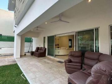 CASA EN VENTA EN LOMAS DE COCOYOC