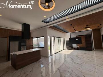 CASA EN VENTA EN LOMAS DE COCOYOC