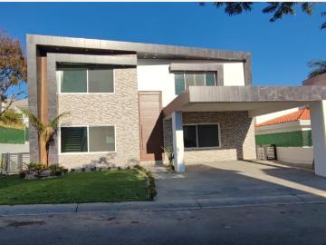 Casa en venta en Lomas de Cocoyoc, Atlatlahucan, Morelos