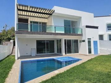Casa en Venta en Lomas de Cocoyoc, Atlatlaucan, Morelos a estrenar