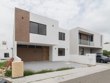 Casa en venta en Lomas de Juriquilla, Cancún, Querétaro