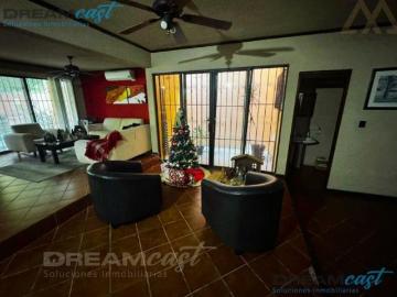 Casa en Venta en Lomas de Rosales