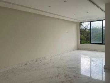 Casa en Venta en Lomas de Tecamachalco m2c336