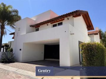 Casa en Venta en Lomas del Campanario III