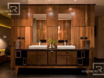 CASA EN VENTA EN LOMAS DEL SANTUARIO CON ALBERCA