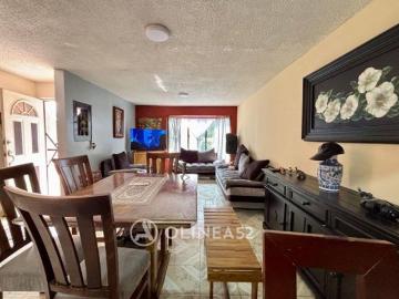 CASA EN VENTA EN LOMAS ESTRELLA DE 3 RECAMARAS