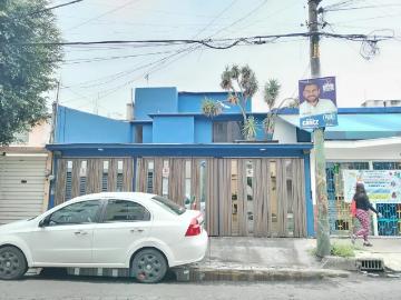 VENTA DE CASA * CERCA METRO LOMAS ESTRELLA