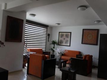 CASA EN VENTA EN LOMAS VERDES 6TA SECC
