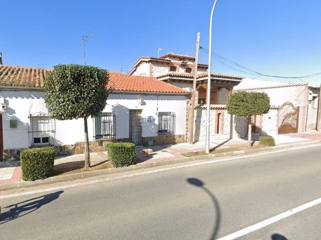 Casa en venta en Lominchar. Casas.