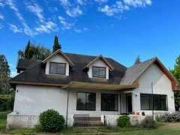 Casa en Venta en Los Ángeles 4 dormitorios 3 baños