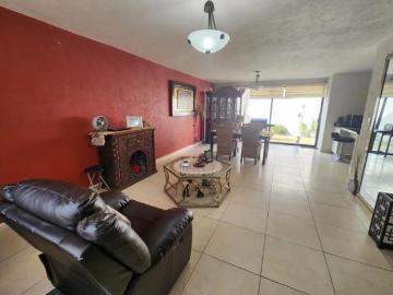 Casa en venta en Los Cantaros Frente a Viñedos Queretaro