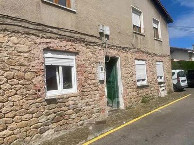 Casa en Venta en Los Corrales de Buelna