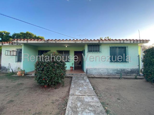 Casa en Venta en Los Educadores, Valle La Pascua