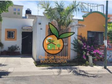 Casa en venta en Los Fresnos, Tlajomulco de Zúñiga, Jalisco