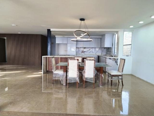 CASA EN VENTA EN LOS GUAYABITOS BARUTA