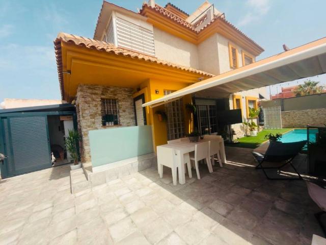 Casa en Venta en Los Montesinos