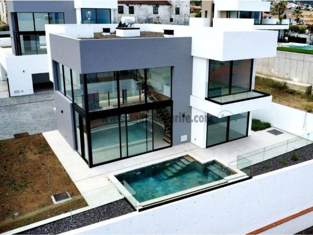 Casa en Venta en Los Realejos