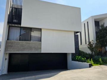 Casa en Venta en Los Robles Residencial Coto Castaños 36
