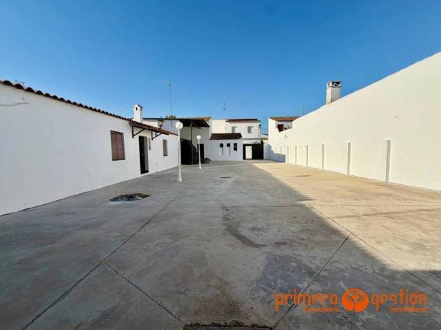 Casa en Venta en Lora del Río