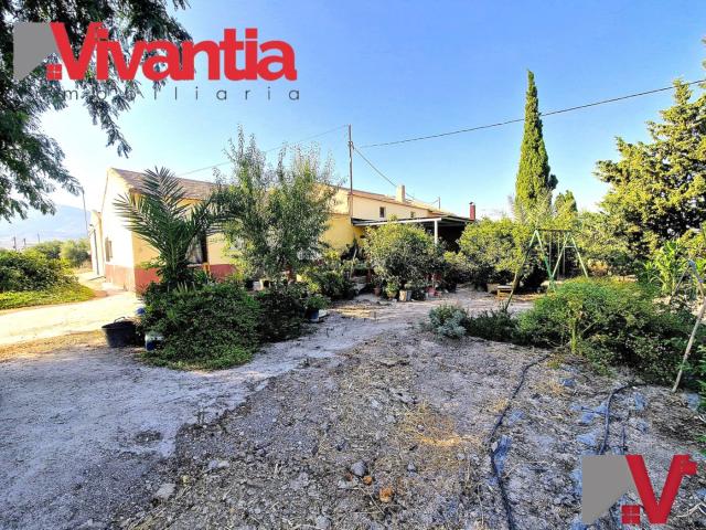 Casa en venta en Lorca, La Hoya. 2 CASAS CON NAVE 100 M2. Casas.
