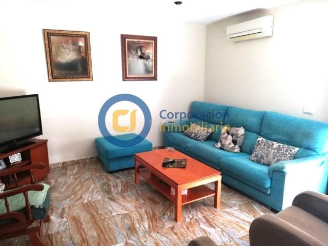 Casa en venta en Lorca, Los Ángeles Apolonia. Casa con cuatro dormitorios y amplio garaje en Barrio Apolonia. Casas.