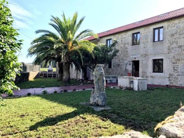Casa en Venta en Lousame