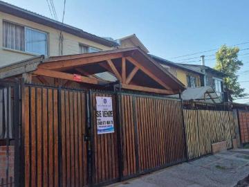 Casa en Venta en Puente Alto 4 dormitorios 2 baños